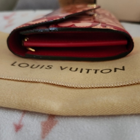 Louis Vuitton Long Wallet - Picture 7 of 13